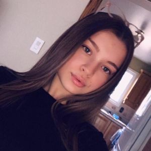 Meet your Posher, Émily